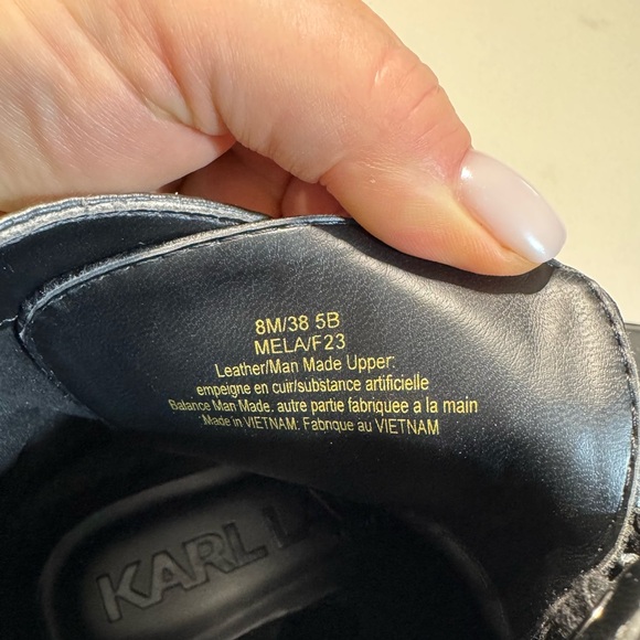 KARL LAGERFELD - Picture 10 of 10